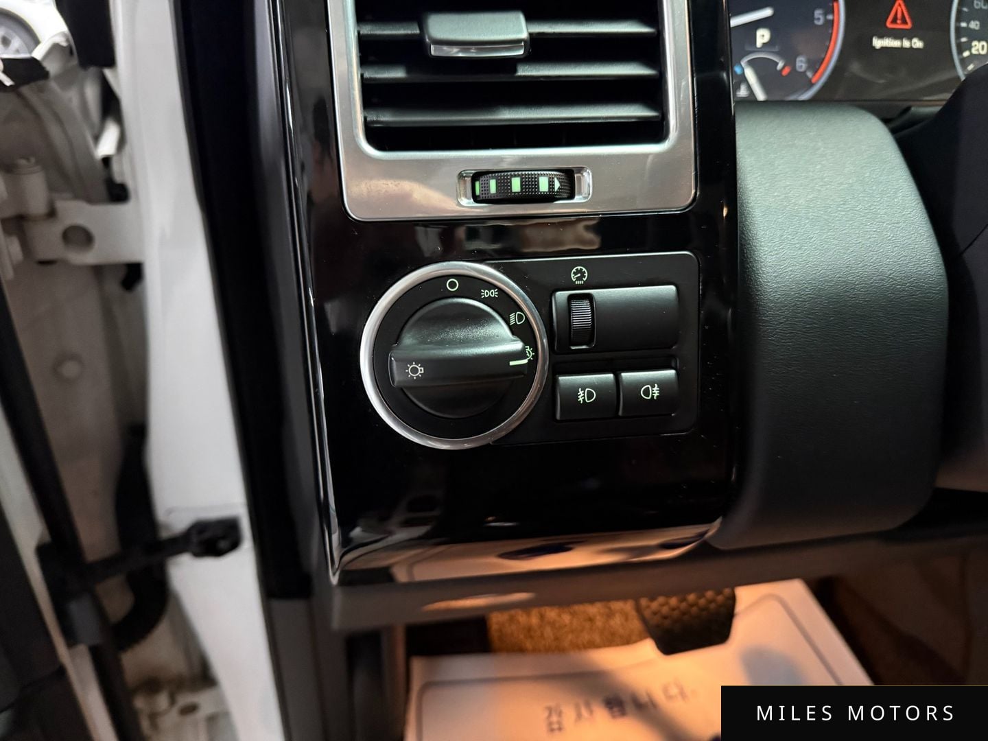 Land Rover Range Rover 2012 — миниатюра 12