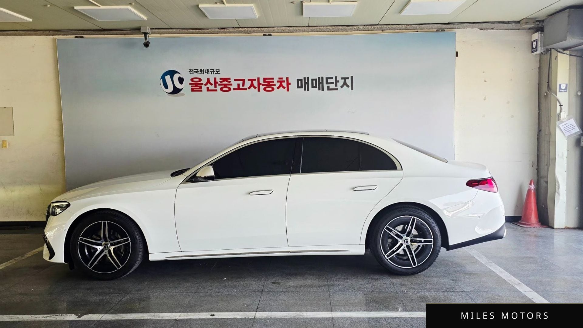 Mercedes-Benz E-Class W214 2026 — миниатюра 3