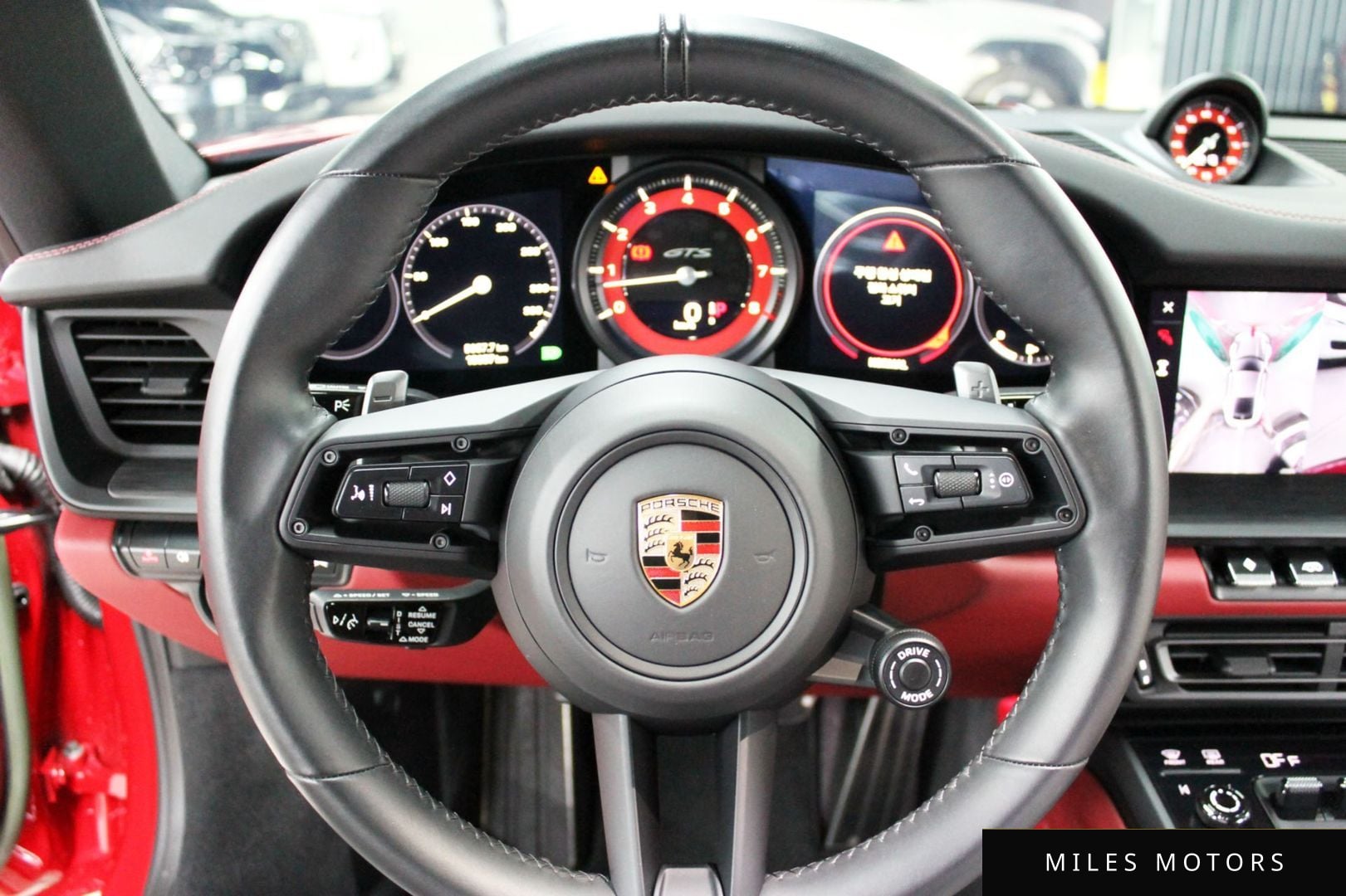 Porsche 911 (992) 2023 — миниатюра 9