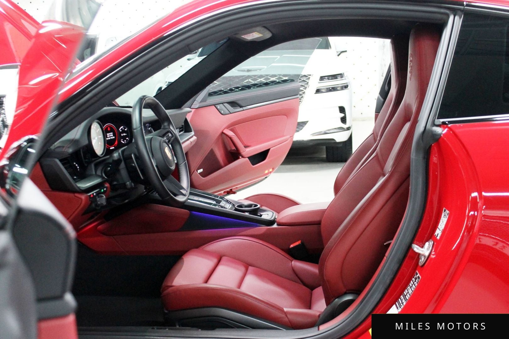 Porsche 911 (992) 2023 — миниатюра 12