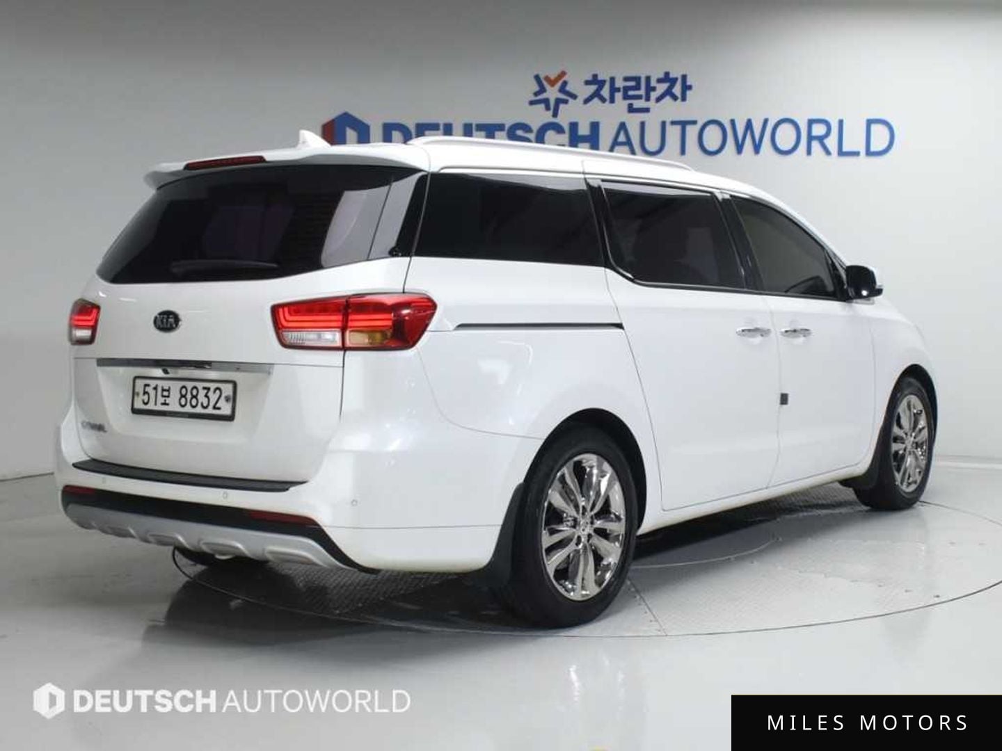Kia Canival 2016 — миниатюра 2