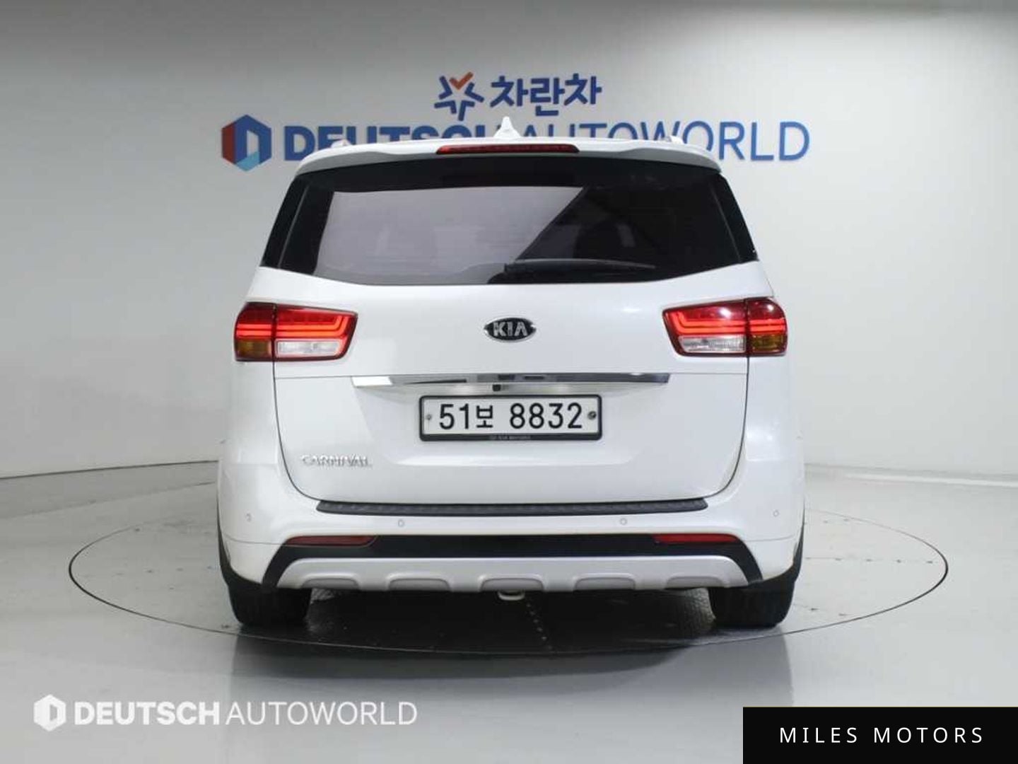 Kia Canival 2016 — миниатюра 4