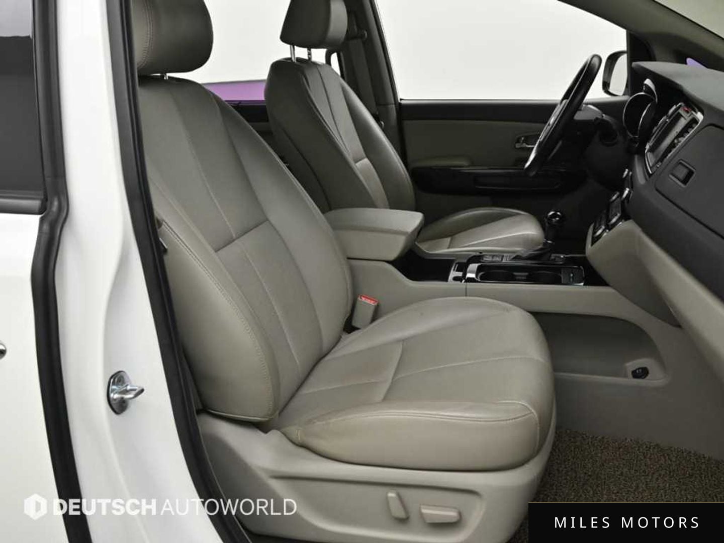 Kia Canival 2016 — миниатюра 10