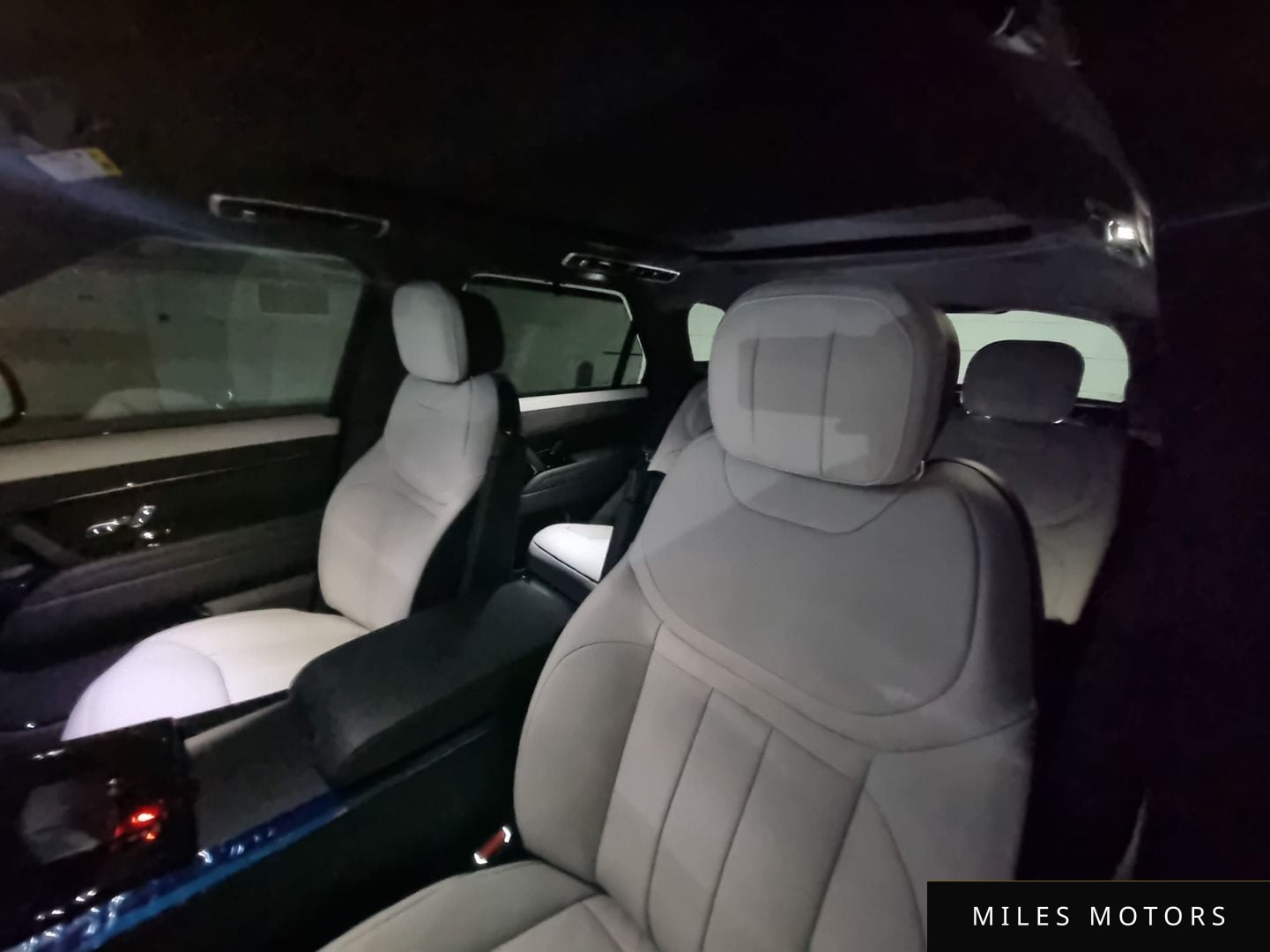 Land Rover Range Rover Sport 2026 — миниатюра 9