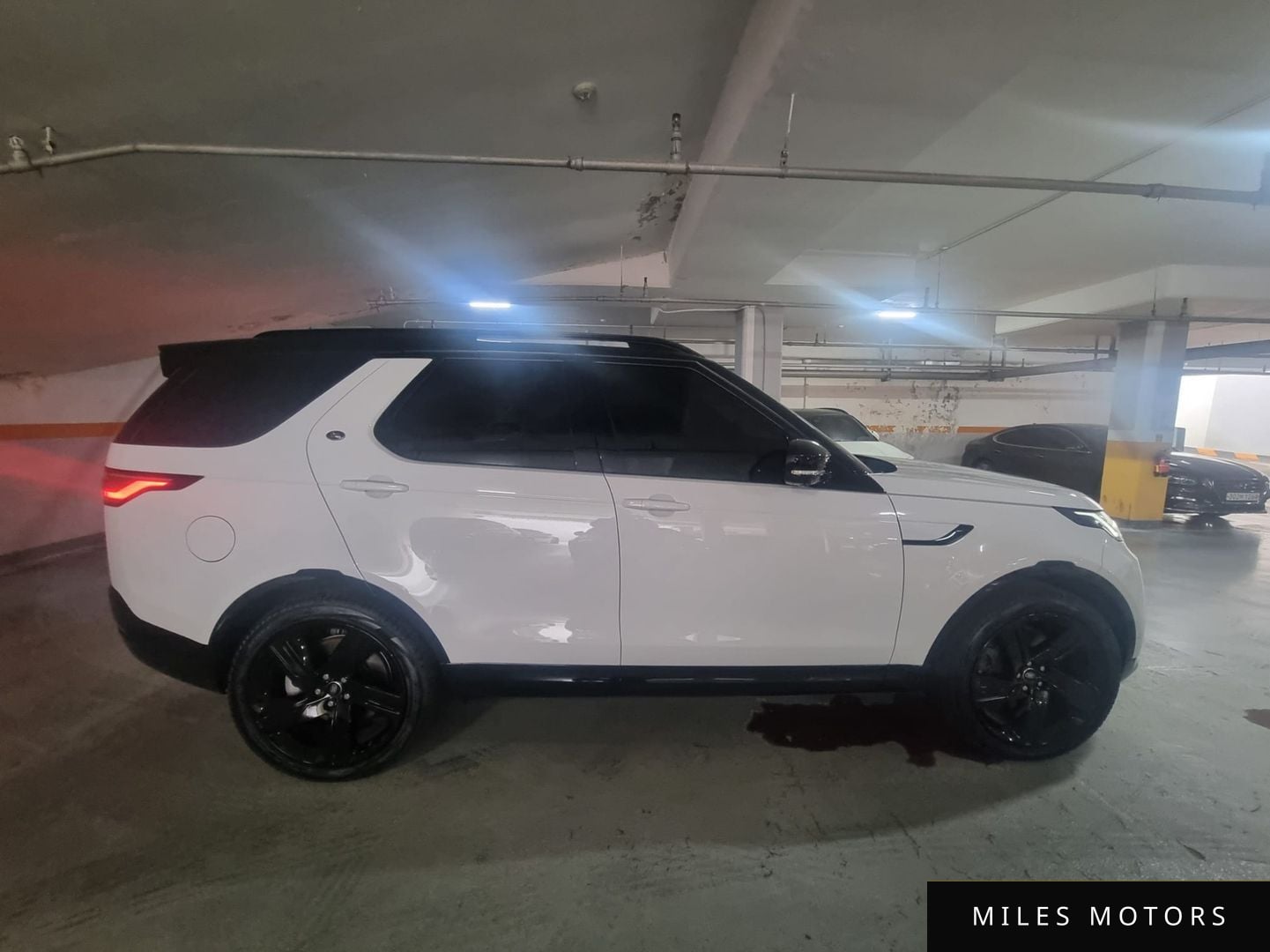 Land Rover Discovery 2025 — миниатюра 8