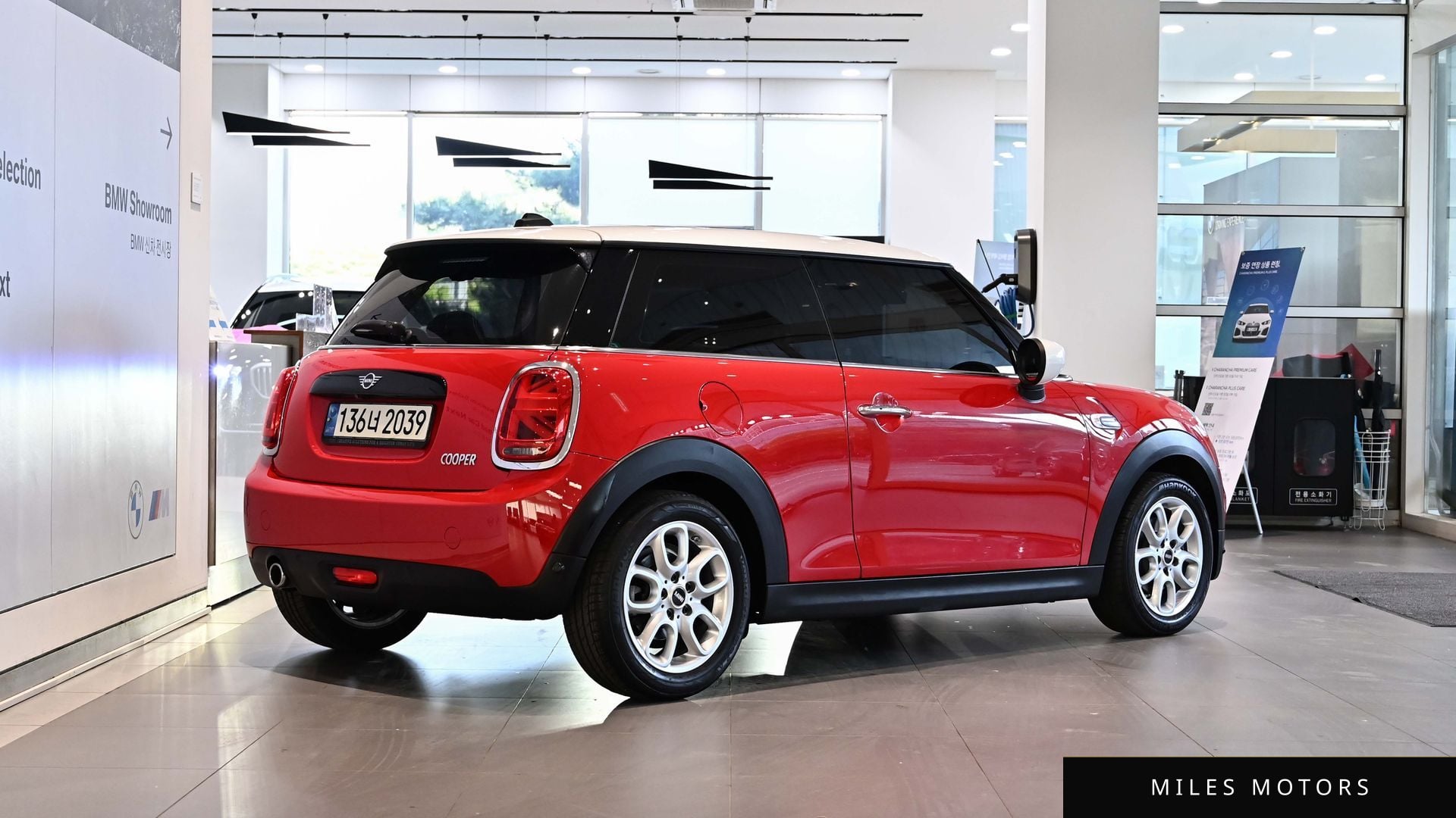 MINI Cooper 2021 — миниатюра 2