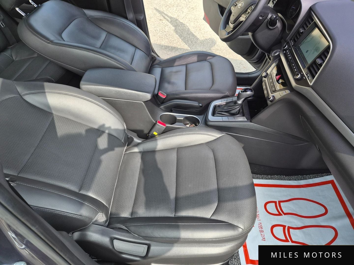 Hyundai AVANTE 2018 — миниатюра 16