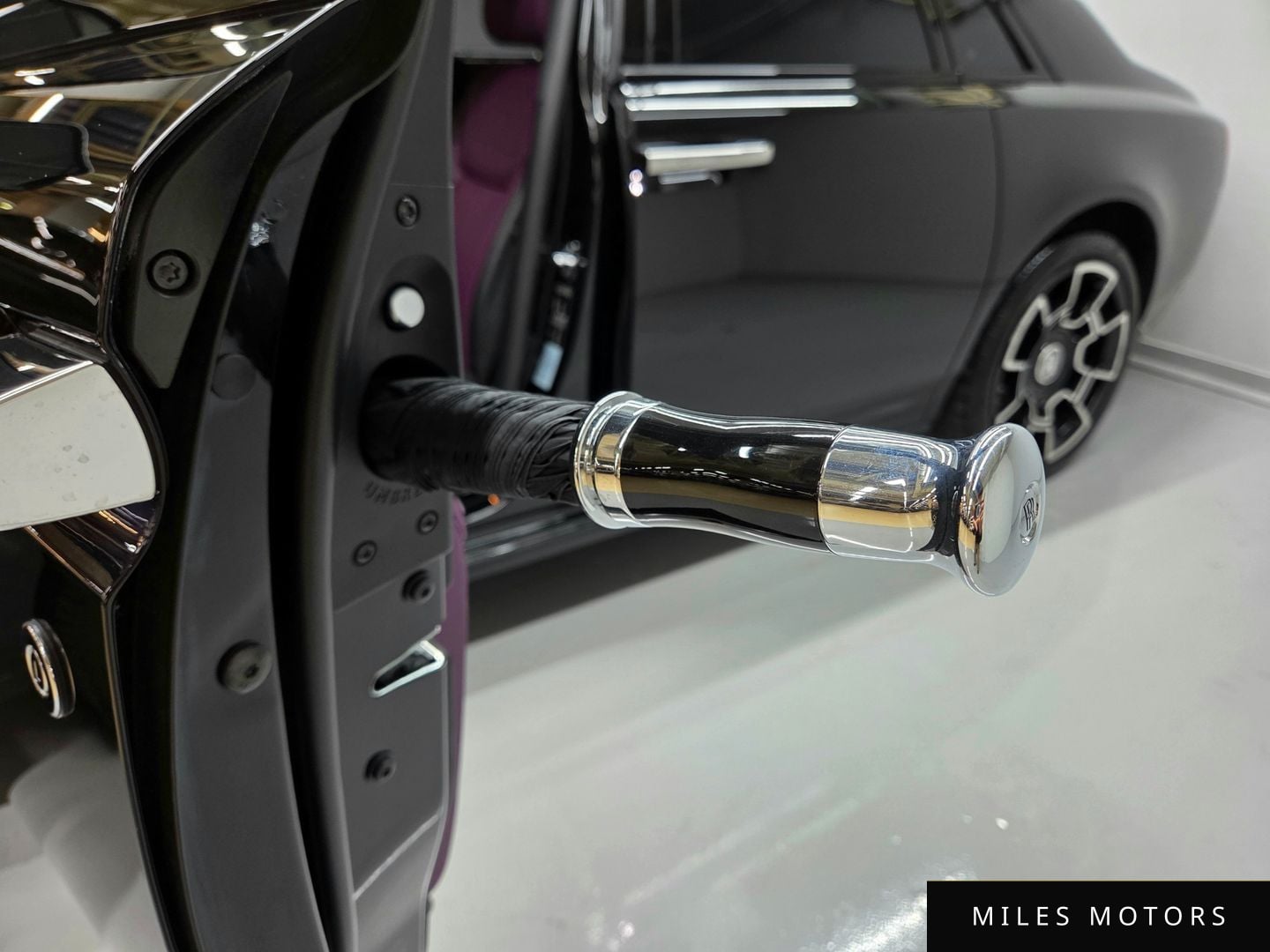 Rolls-Royce 고스트 2020 — миниатюра 13