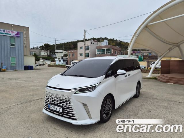 Лексус LM 2025 — миниатюра 2