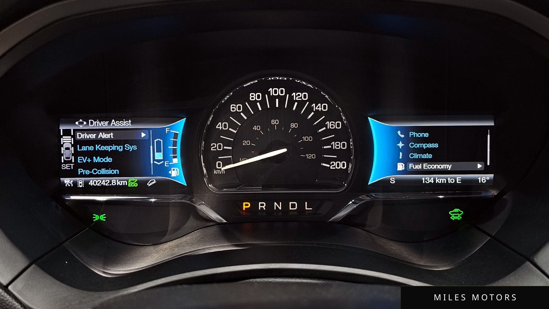 Lincoln MKZ 2016 — миниатюра 8