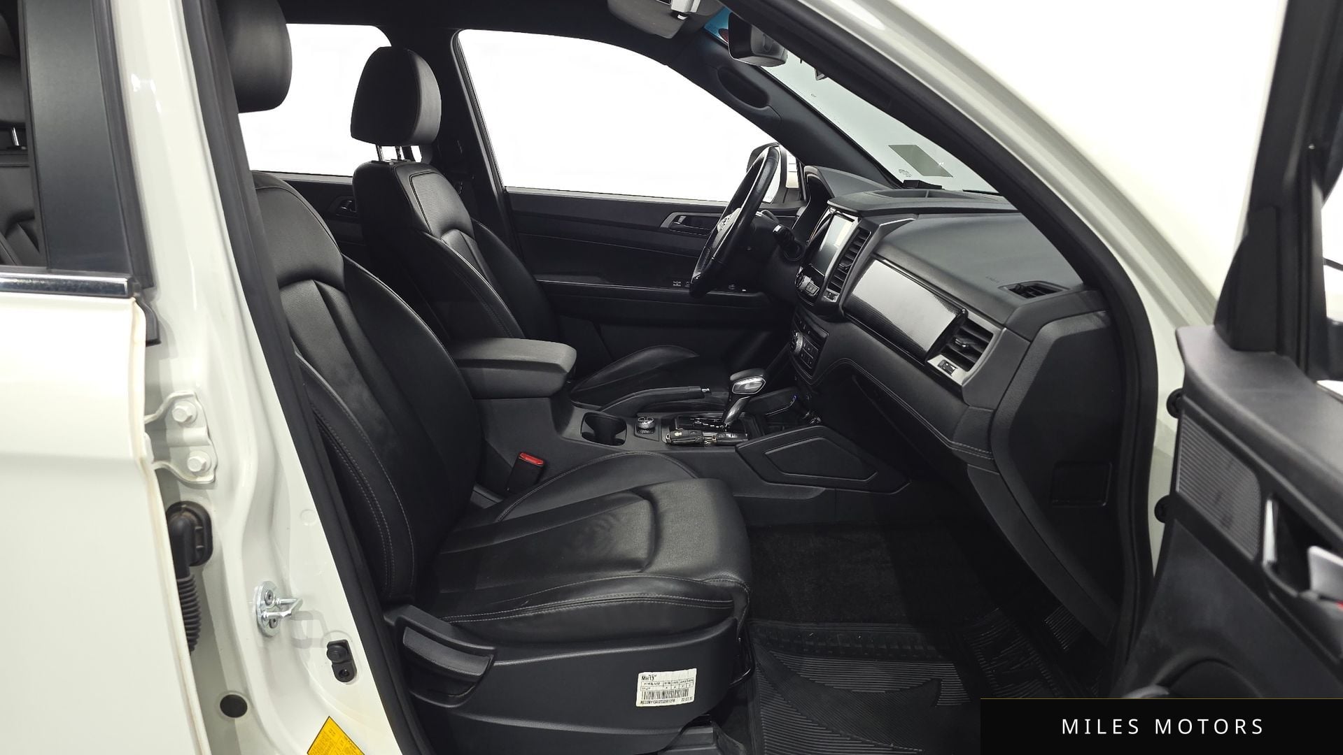 KG Mobility Rexton 2022 — миниатюра 13