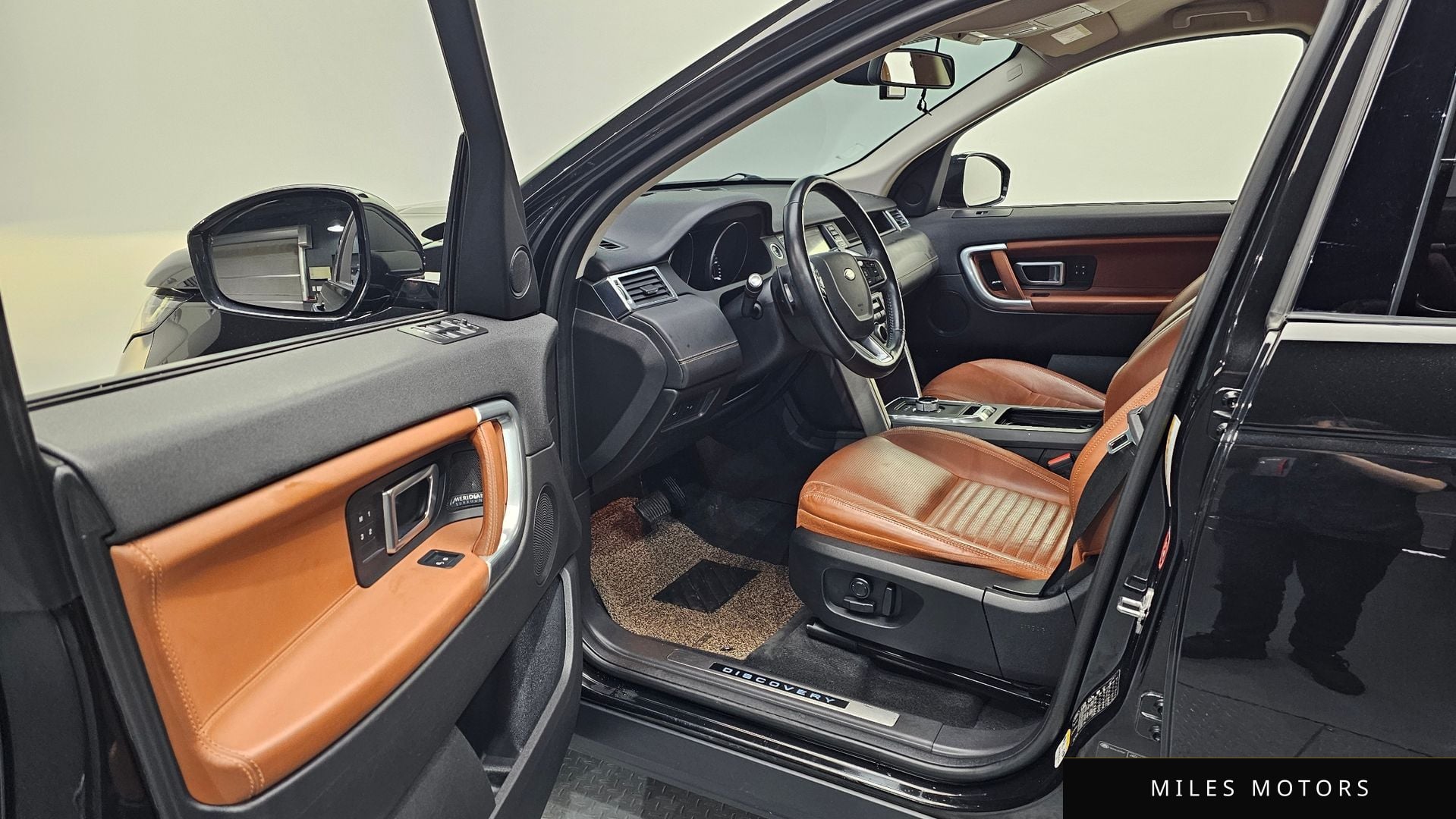 Land Rover Discovery Sport 2016 — миниатюра 10