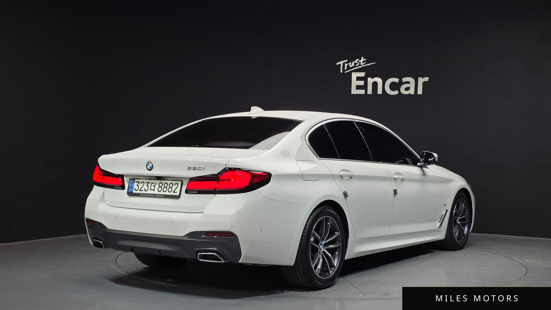 BMW 5시리즈 (G30) 2021 — миниатюра 2