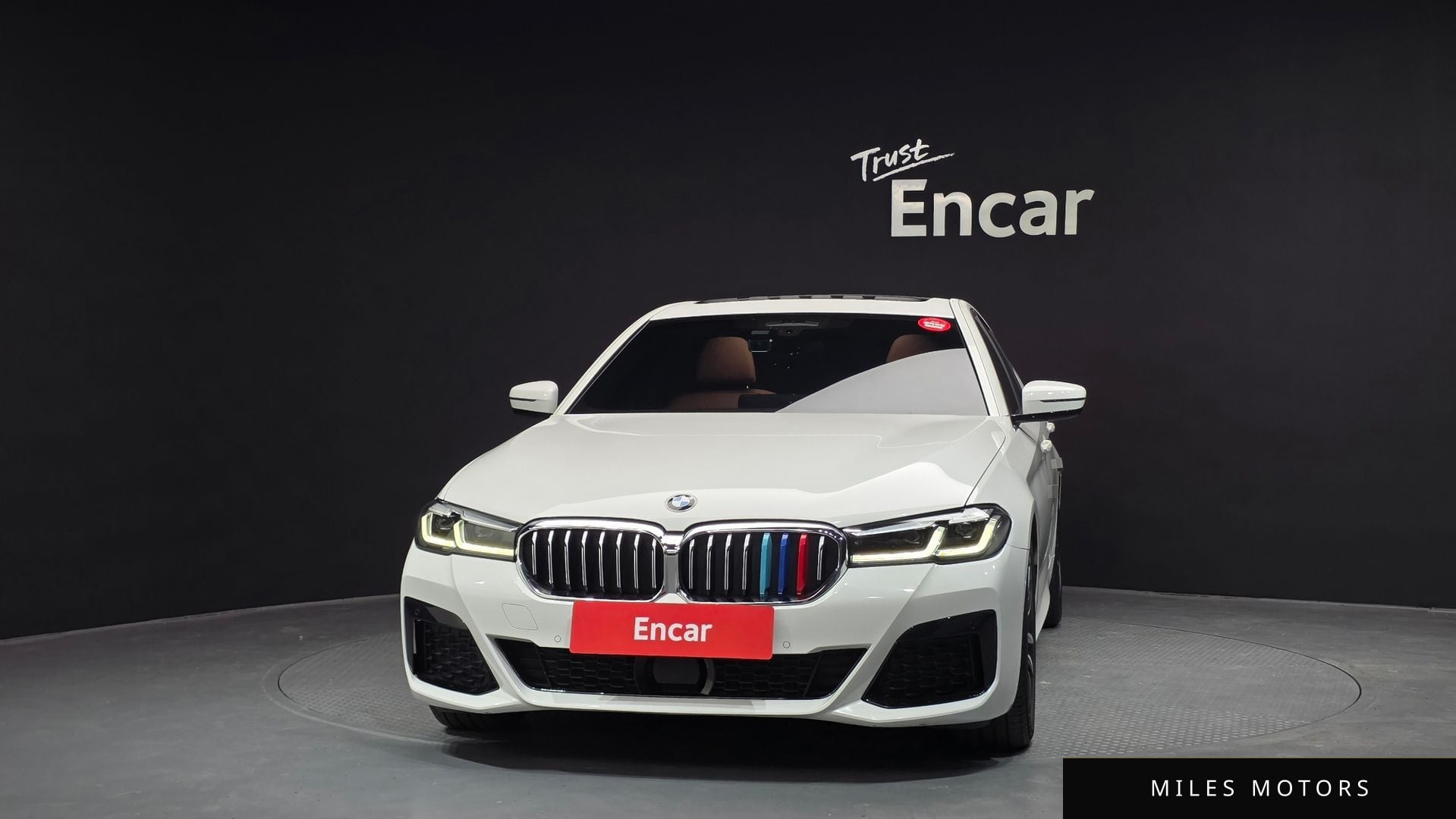 BMW 5시리즈 (G30) 2021 — миниатюра 3