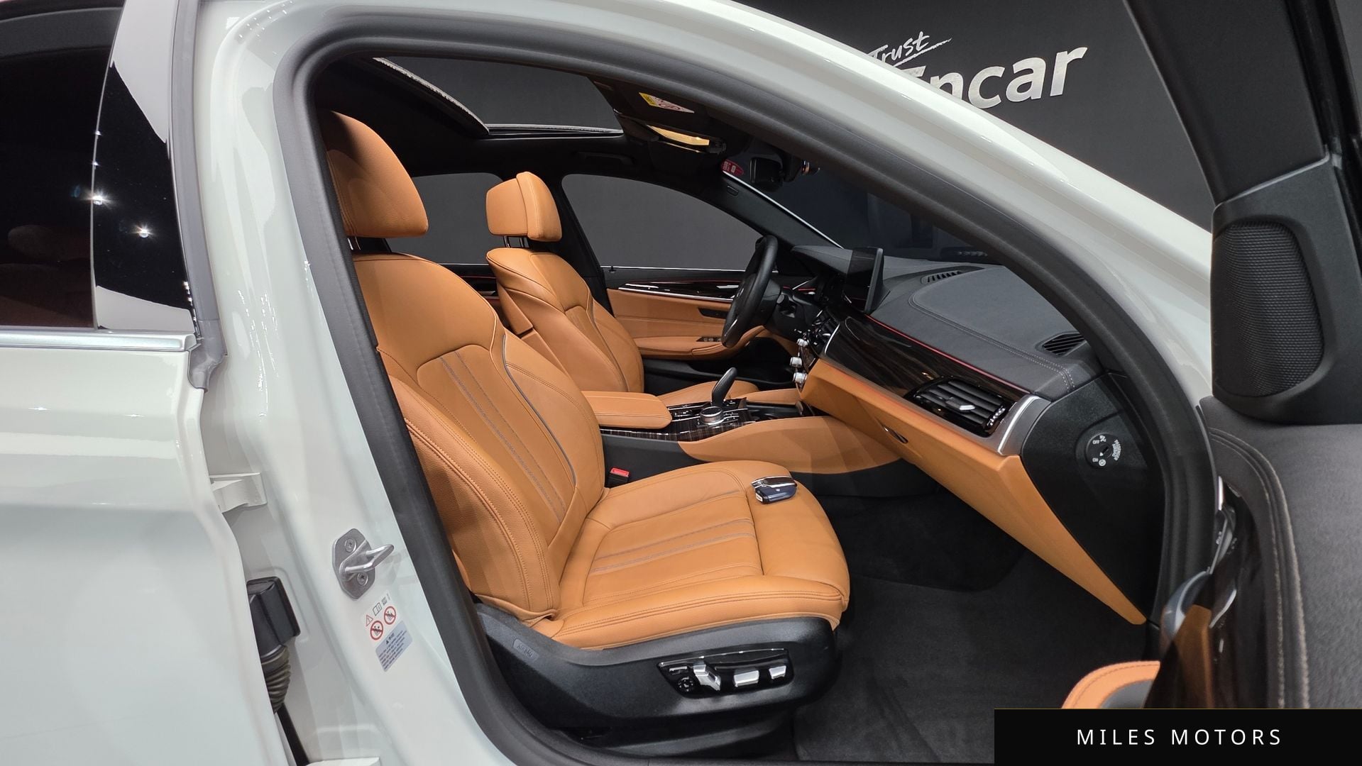 BMW 5시리즈 (G30) 2021 — миниатюра 10
