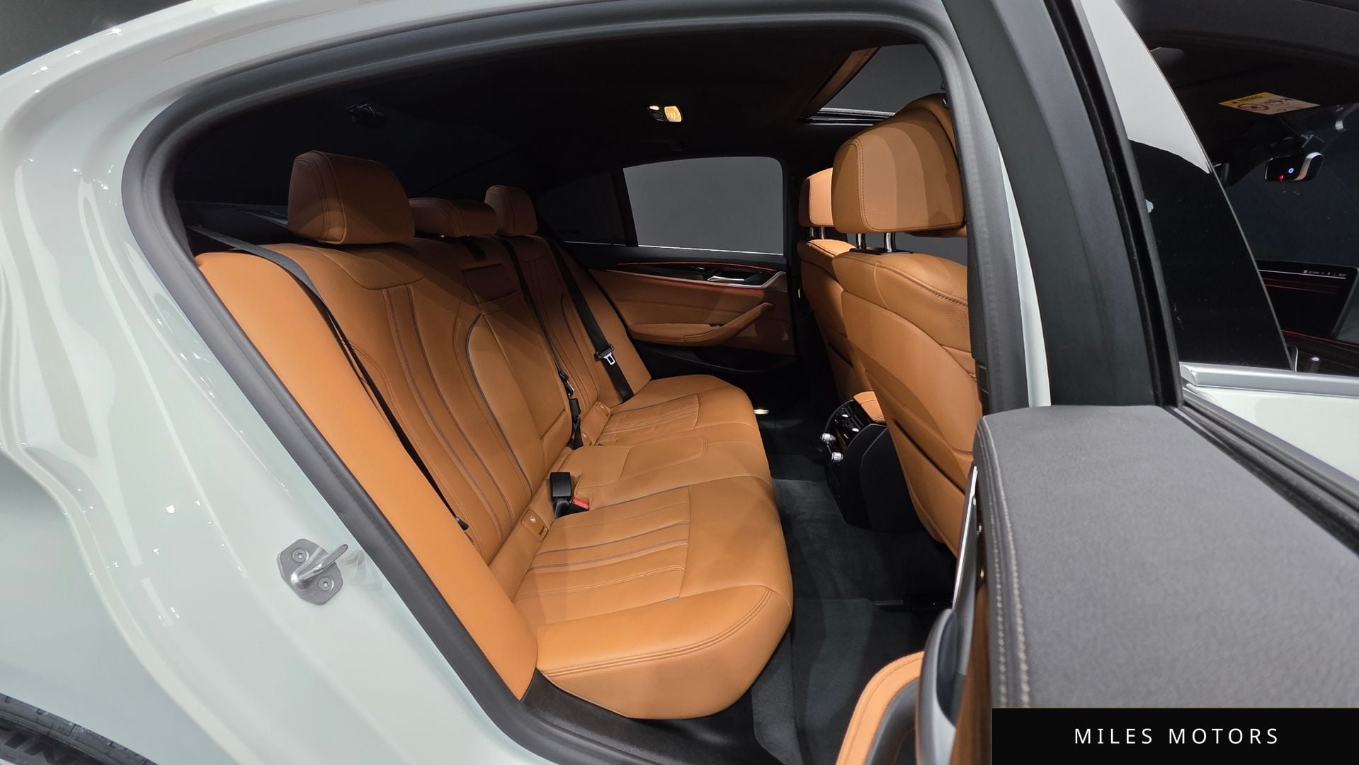 BMW 5시리즈 (G30) 2021 — миниатюра 19
