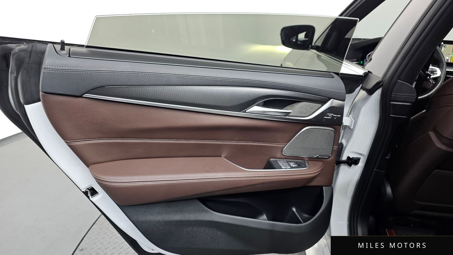 BMW 6 Series GT (G32) 2024 — миниатюра 15