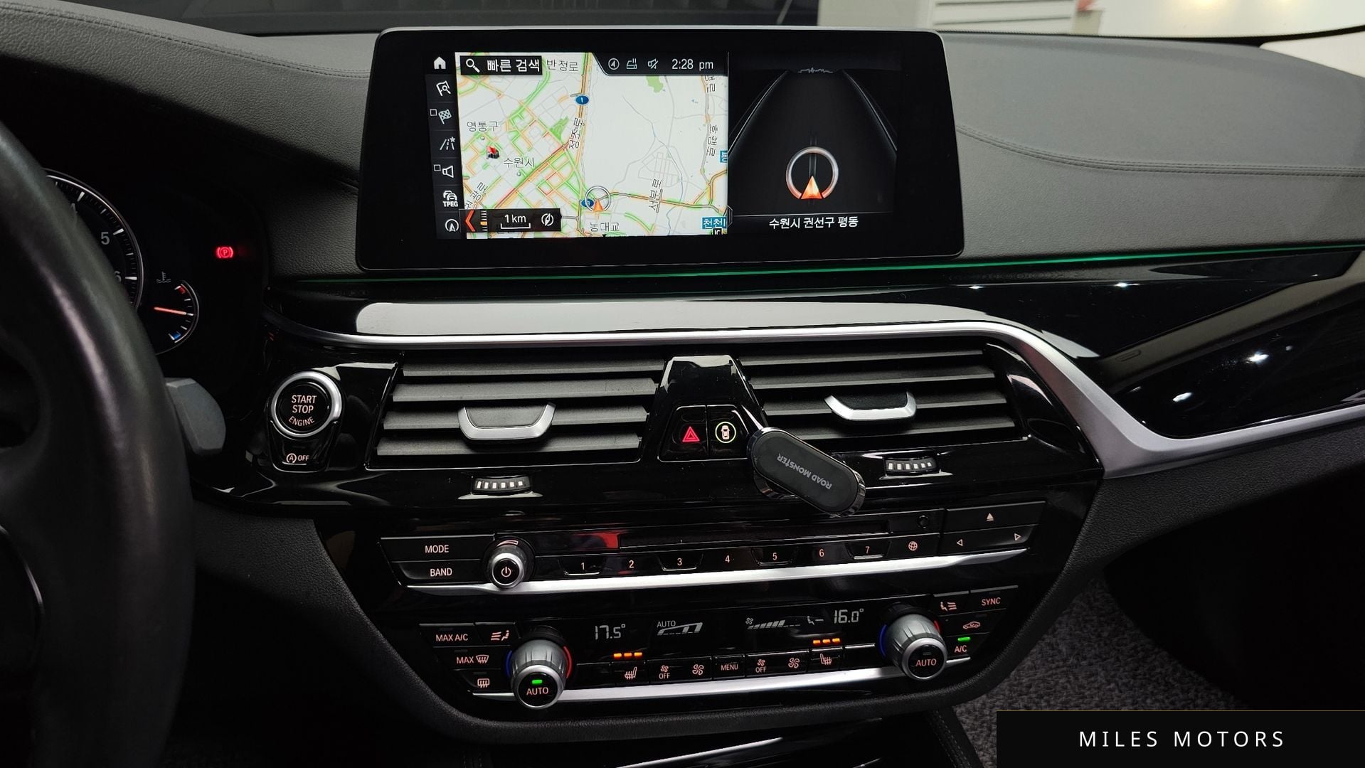 BMW 5 Series (G30) 2018 — миниатюра 13