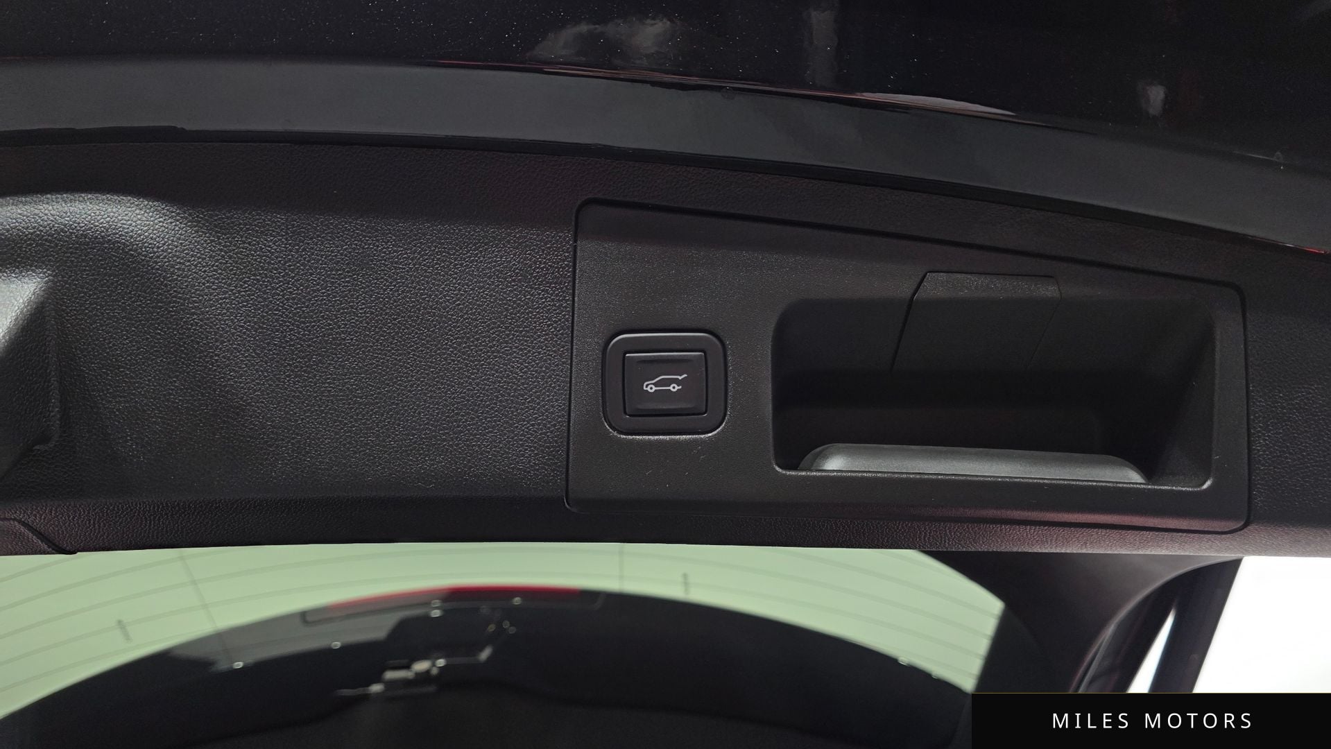 Cadillac XT4 2023 — миниатюра 26