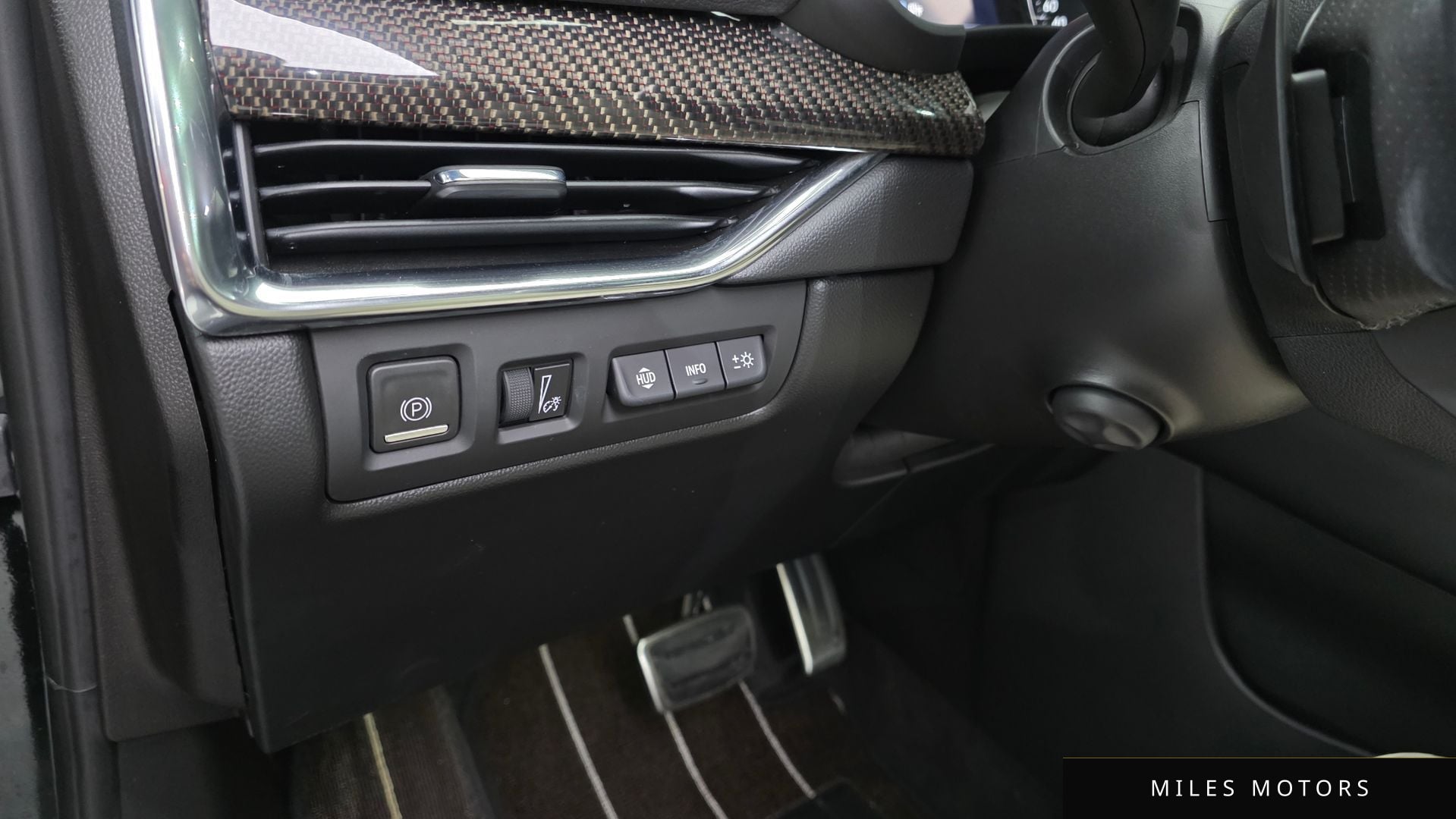 Cadillac XT4 2023 — миниатюра 27
