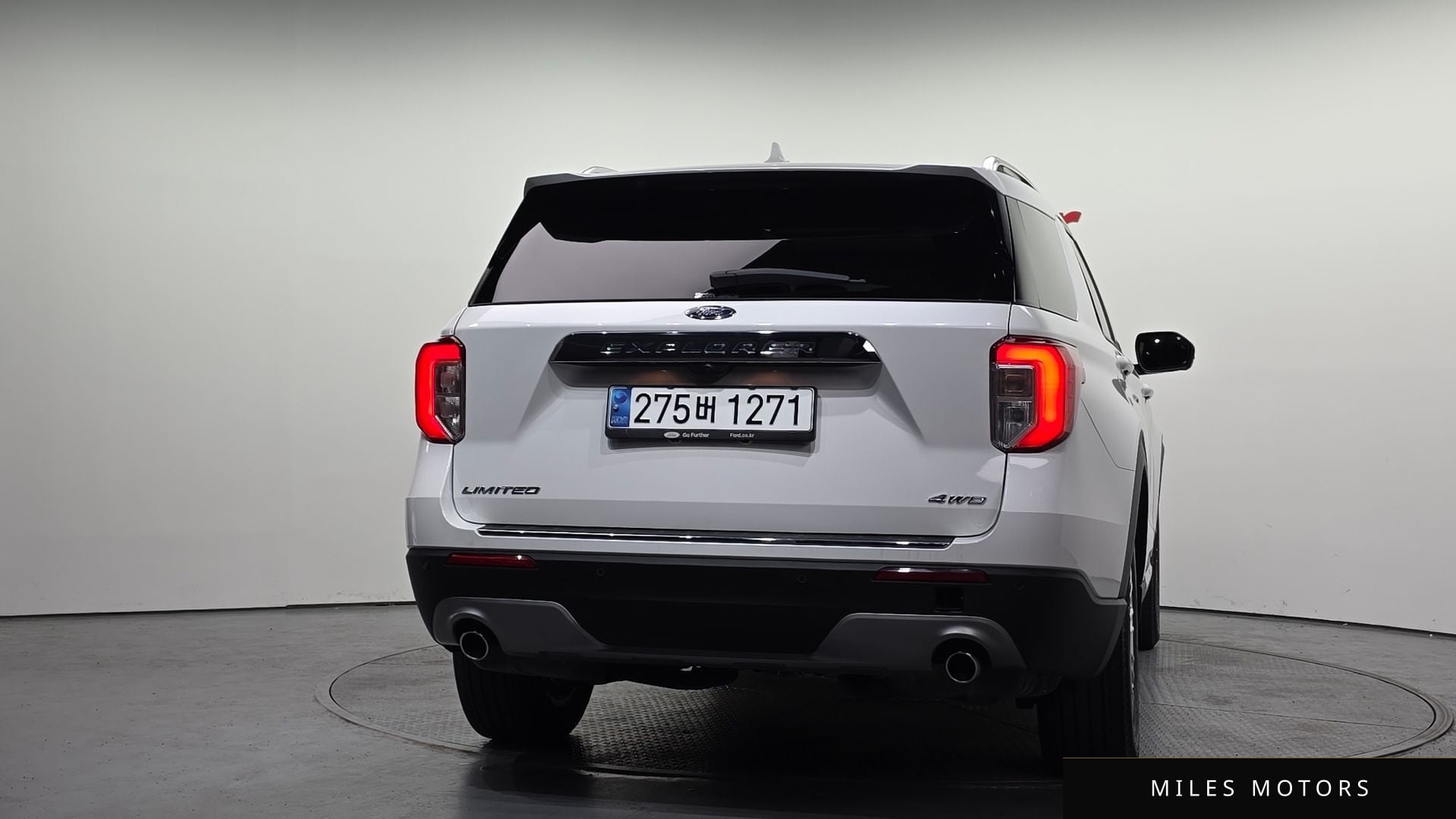Ford Explorer 2023 — миниатюра 4