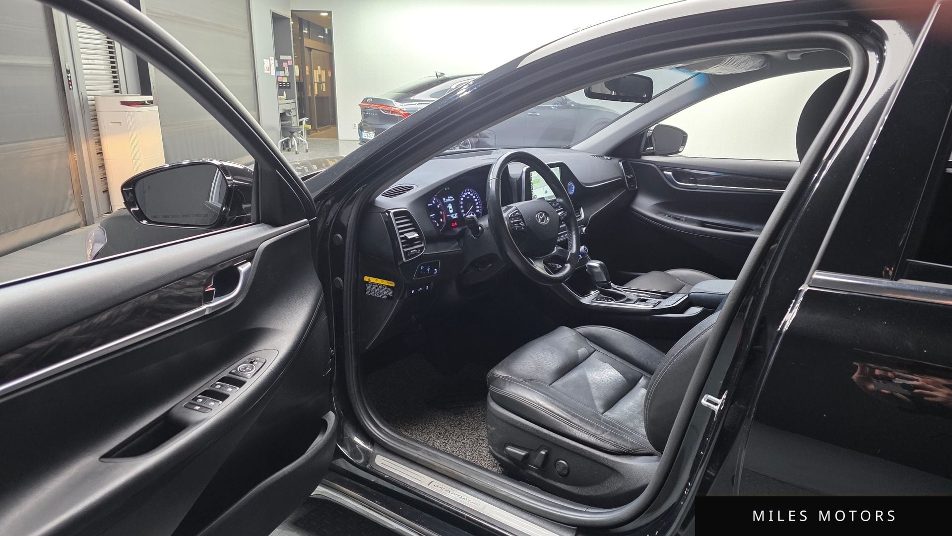 Hyundai Grandeur 2018 — миниатюра 10