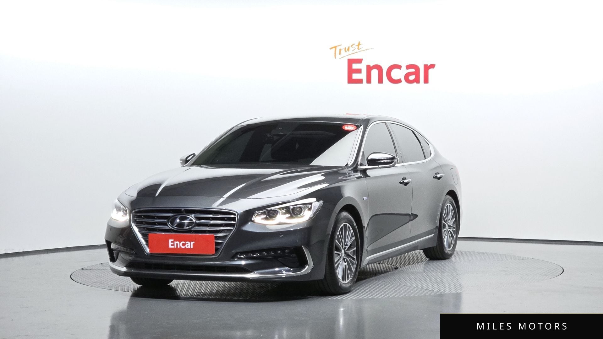 Hyundai Grandeur 2019 — фото 1 из 12