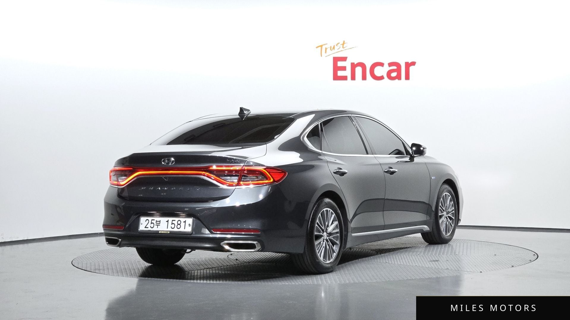 Hyundai Grandeur 2019 — миниатюра 2