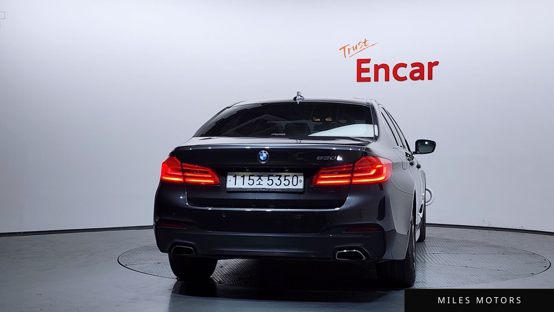 BMW 5 Series (G30) 2020 — миниатюра 4