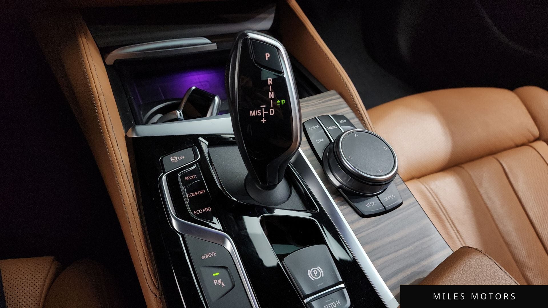 BMW 5 Series (G30) 2020 — миниатюра 12