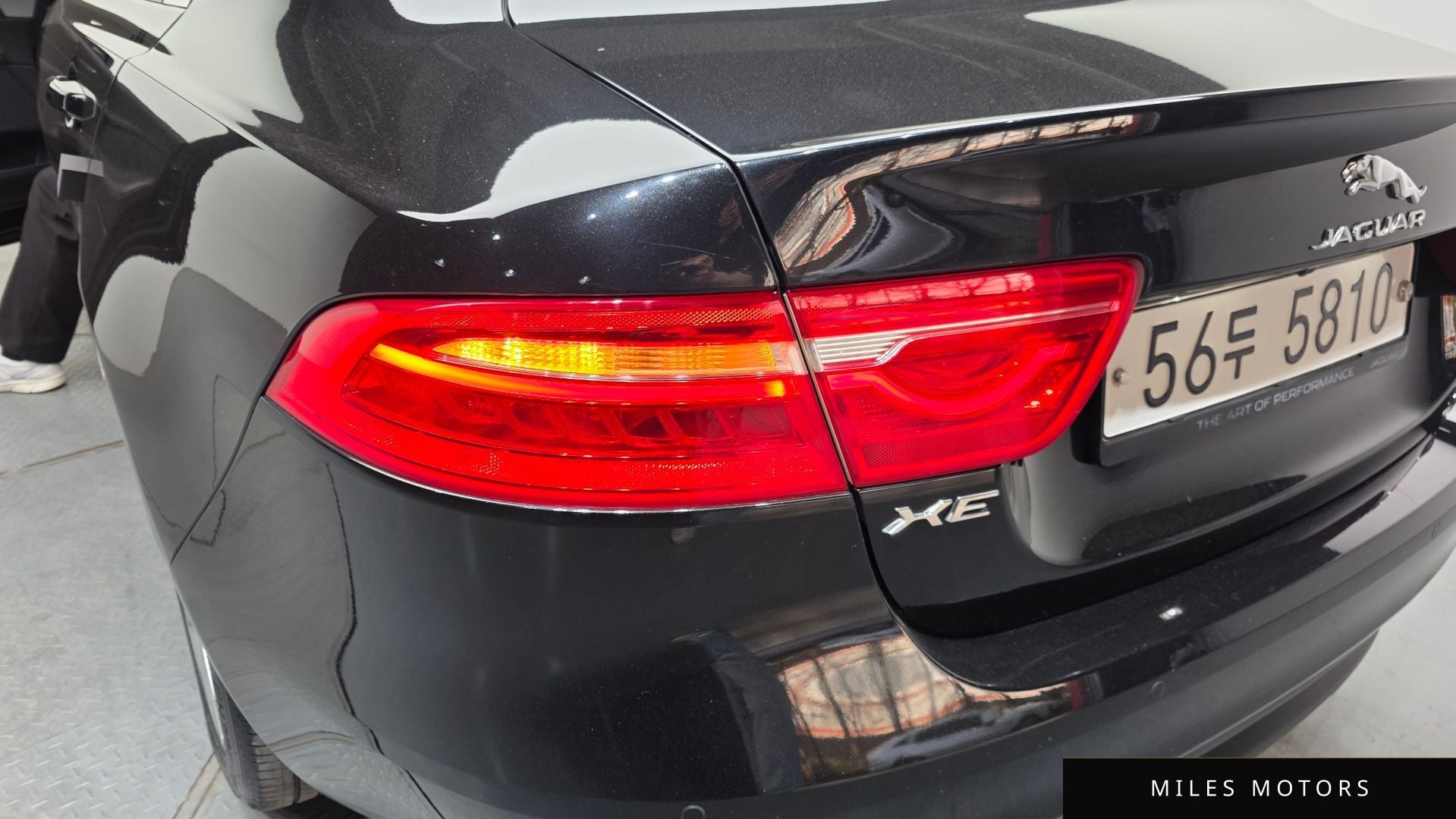 Jaguar XE 2018 — миниатюра 9
