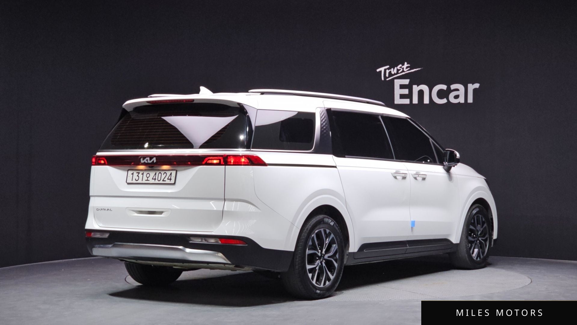 Kia Carnival 2022 — миниатюра 2