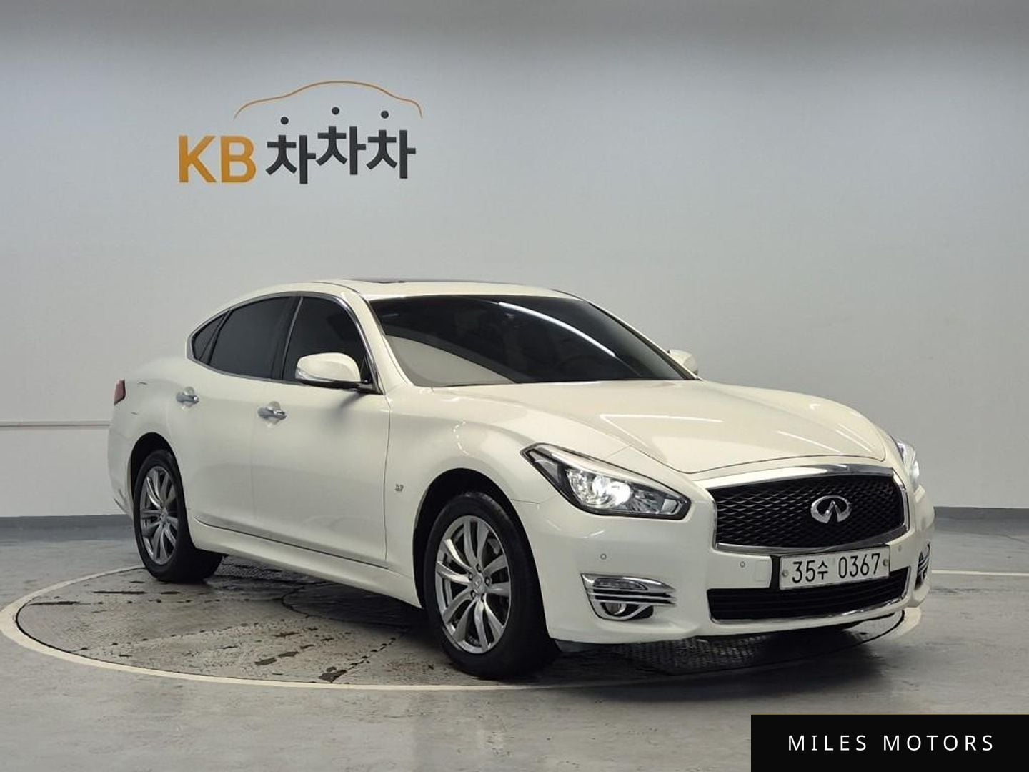 Infiniti Q70 2016 — миниатюра 4