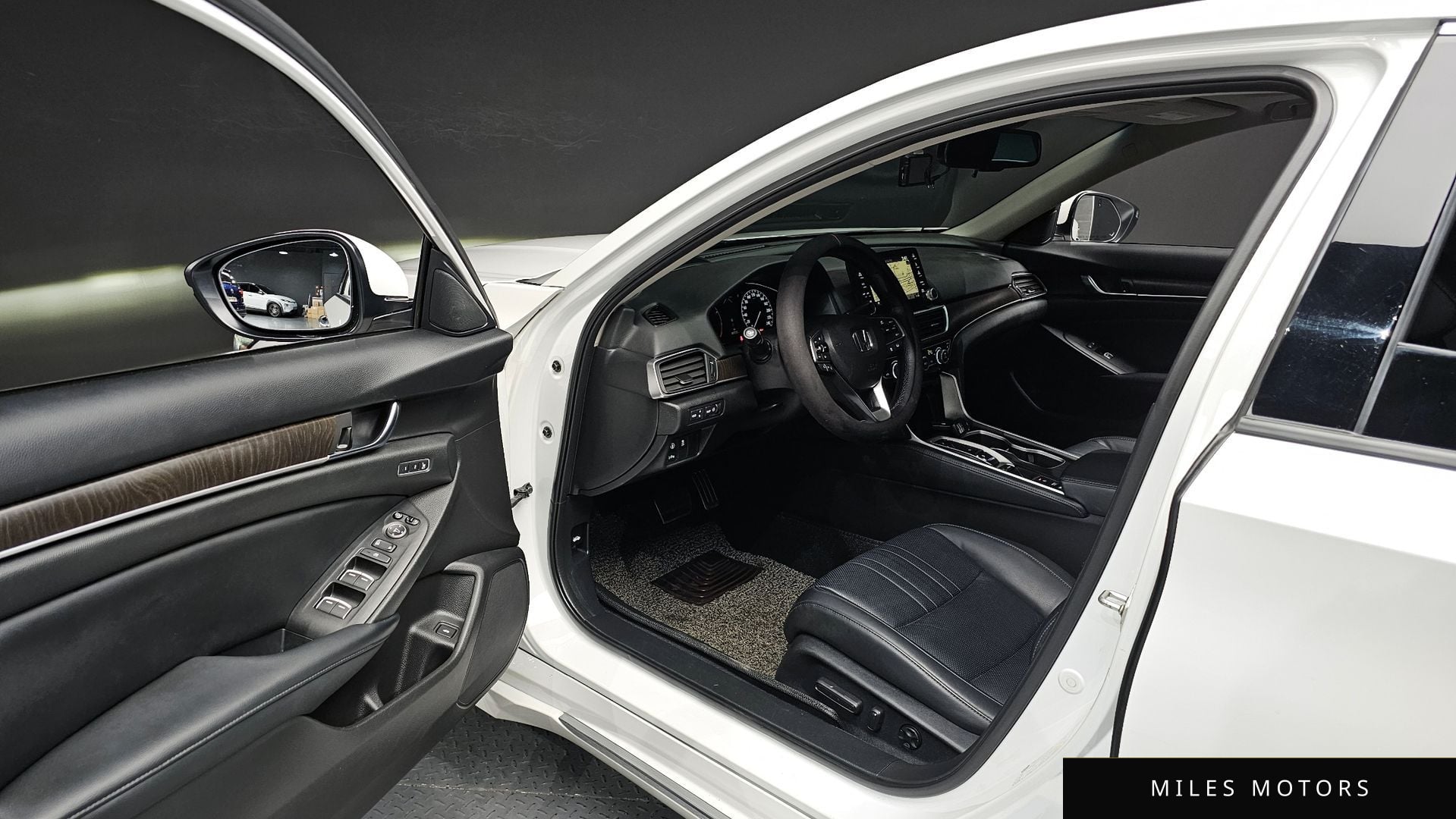 Honda Accord 2018 — миниатюра 10