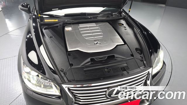 Лексус LS460 2014 — миниатюра 6