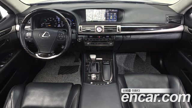 Лексус LS460 2014 — миниатюра 7