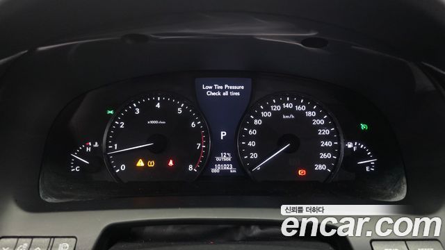 Лексус LS460 2014 — миниатюра 8