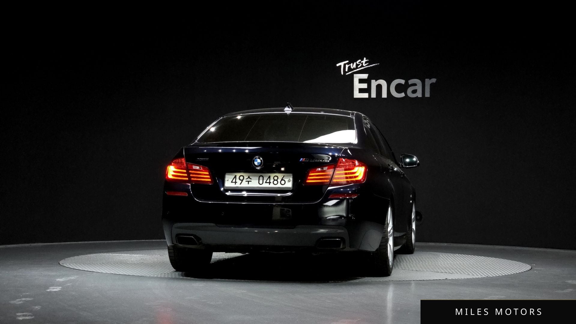 BMW 5 Series (F10) 2015 — миниатюра 3