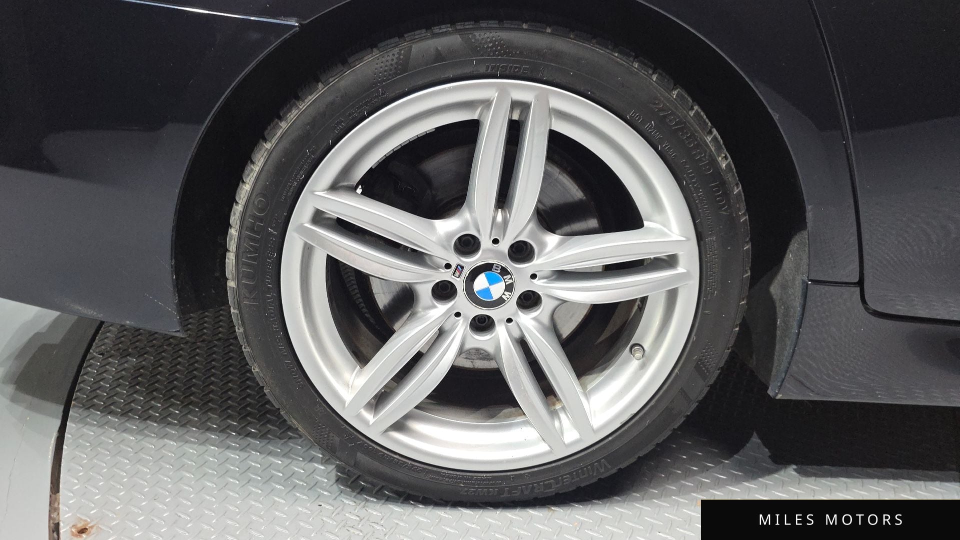BMW 5 Series (F10) 2015 — миниатюра 4