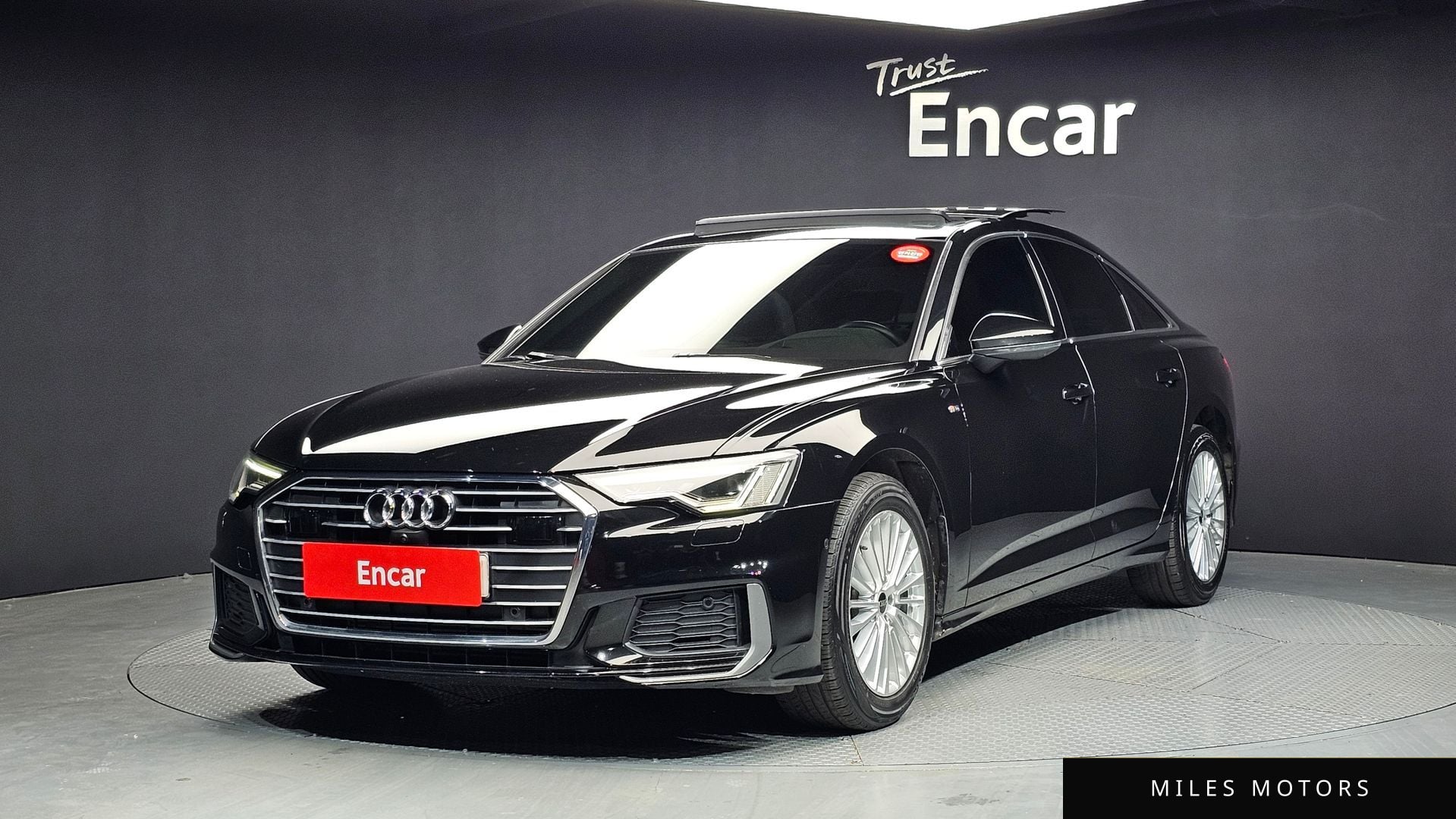 Audi A6 (C8) 2021 — фото 1 из 12