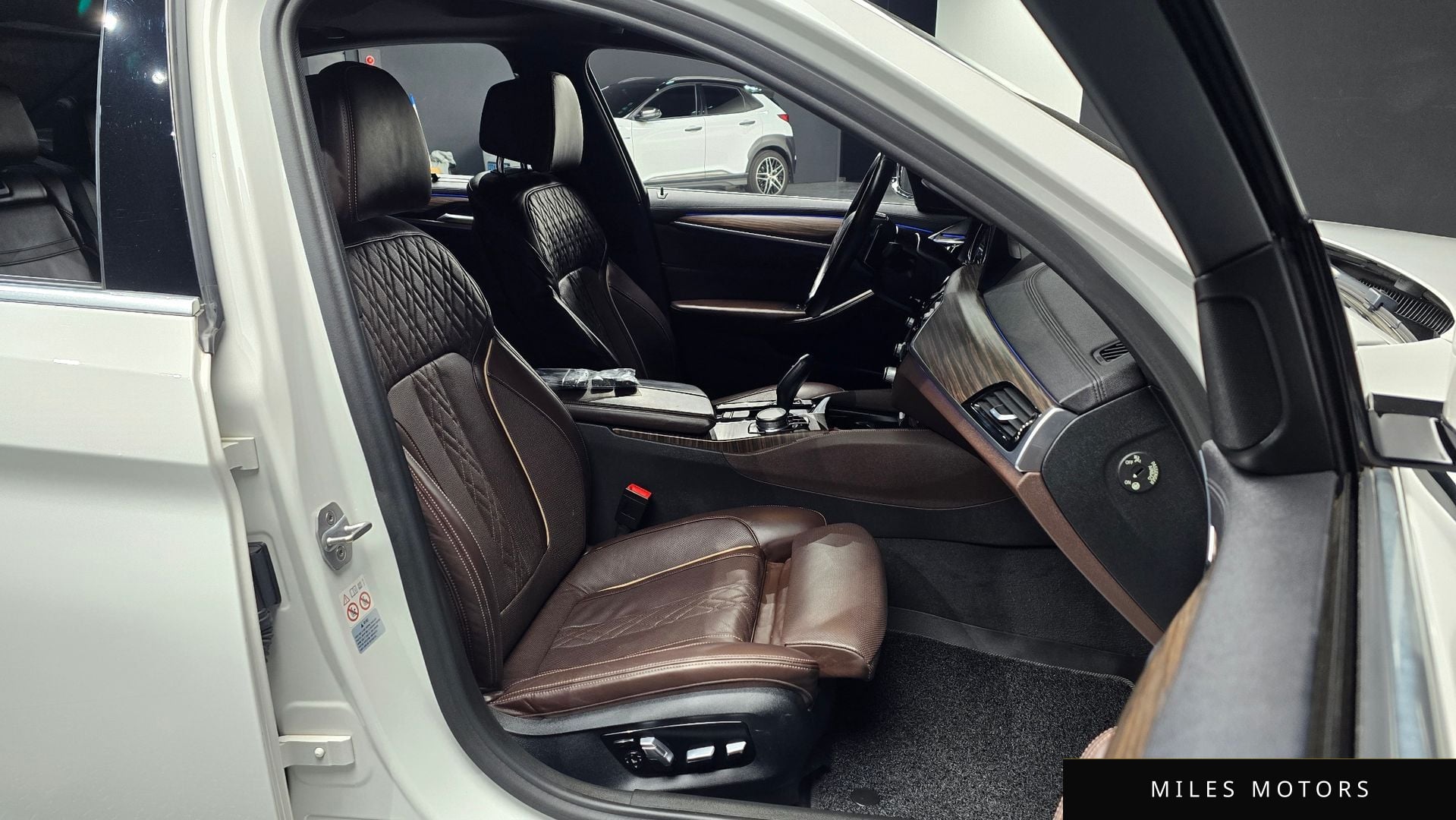 BMW 5시리즈 (G30) 2018 — миниатюра 12
