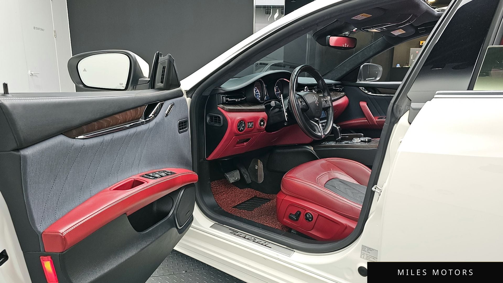 Maserati 콰트로포르테 2017 — миниатюра 13
