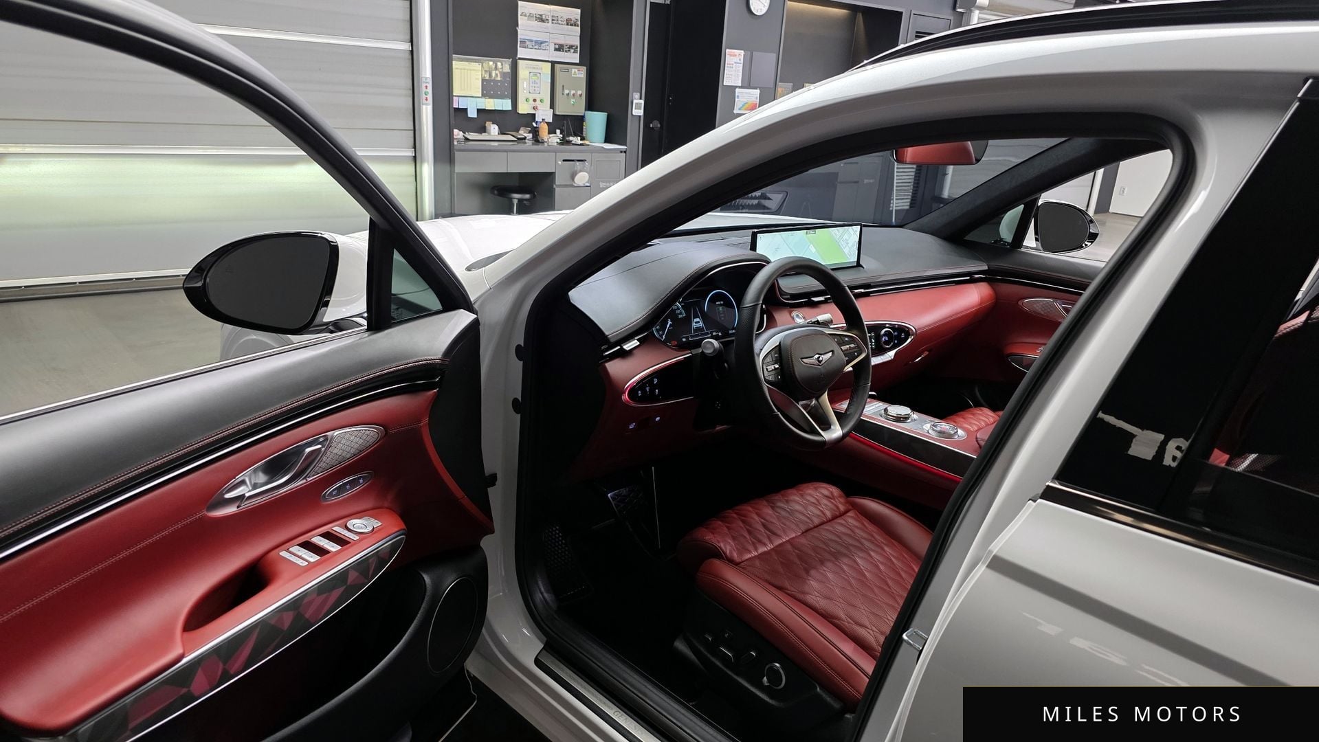 Genesis GV70 2023 — миниатюра 10