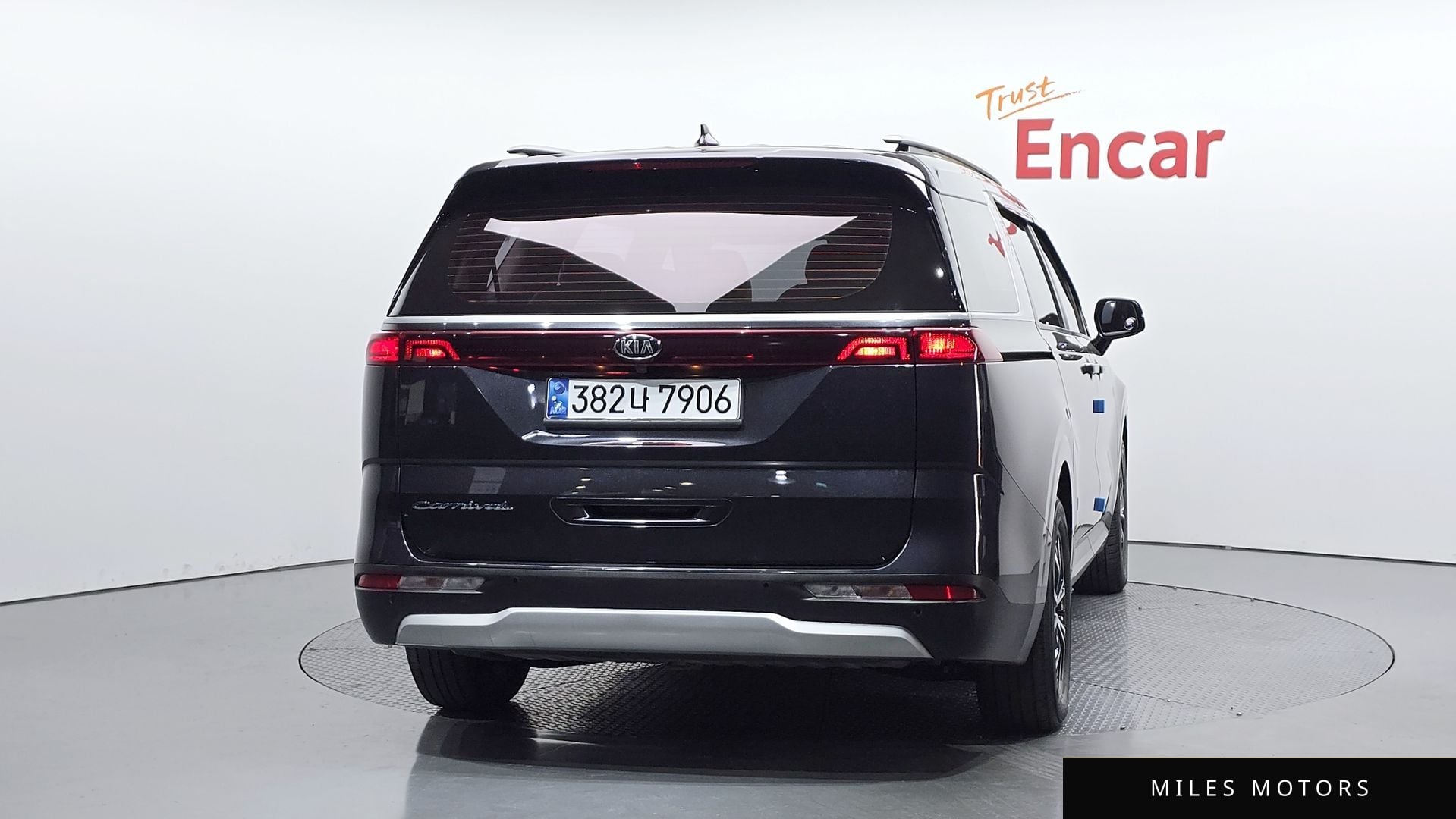 Kia Carnival 2021 — миниатюра 3