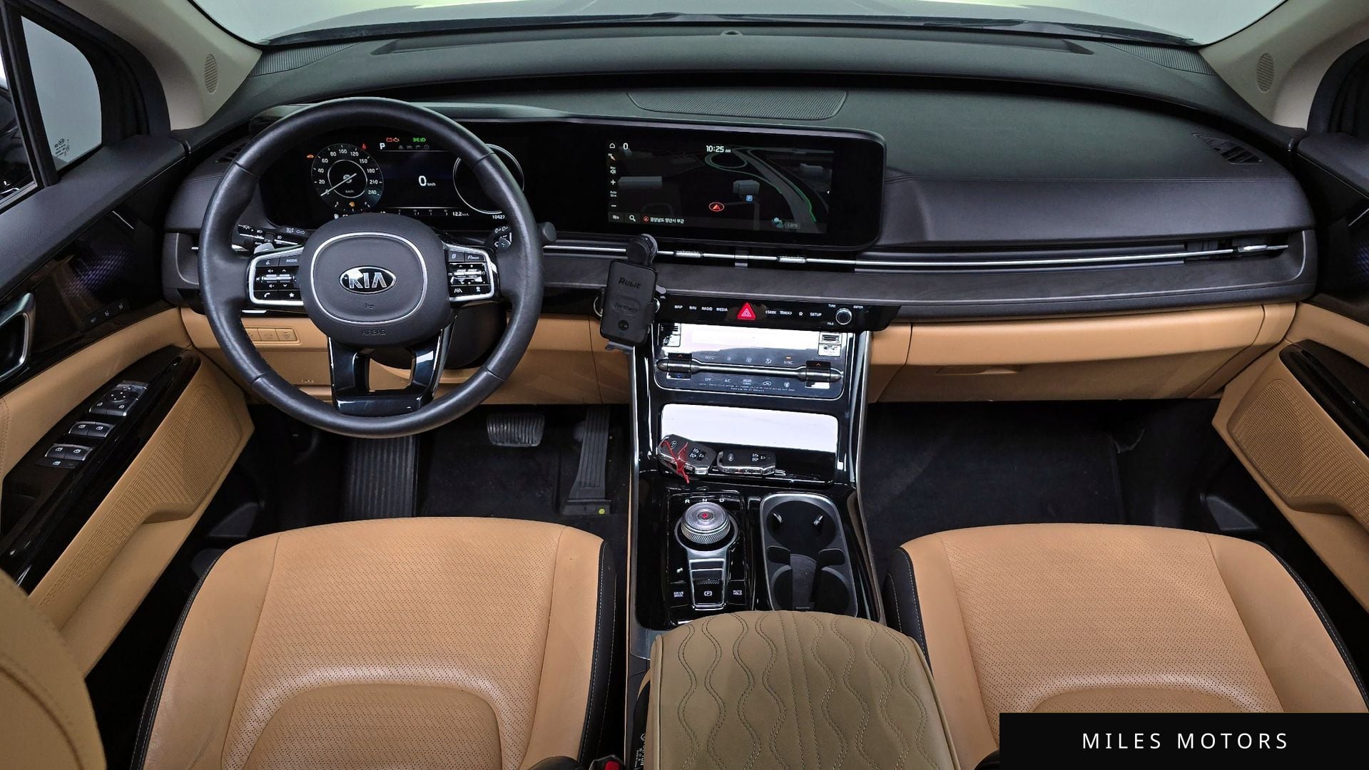 Kia Carnival 2021 — миниатюра 9
