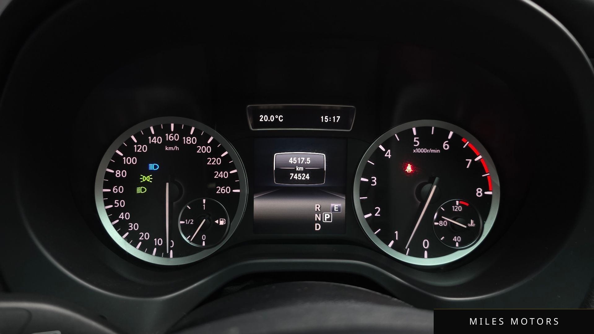 Infiniti Q30 2019 — миниатюра 11