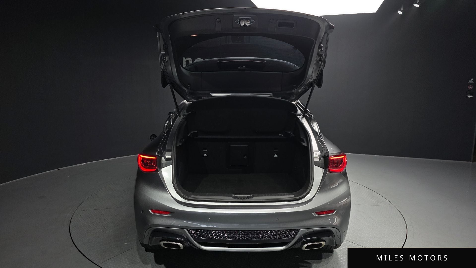 Infiniti Q30 2019 — миниатюра 26