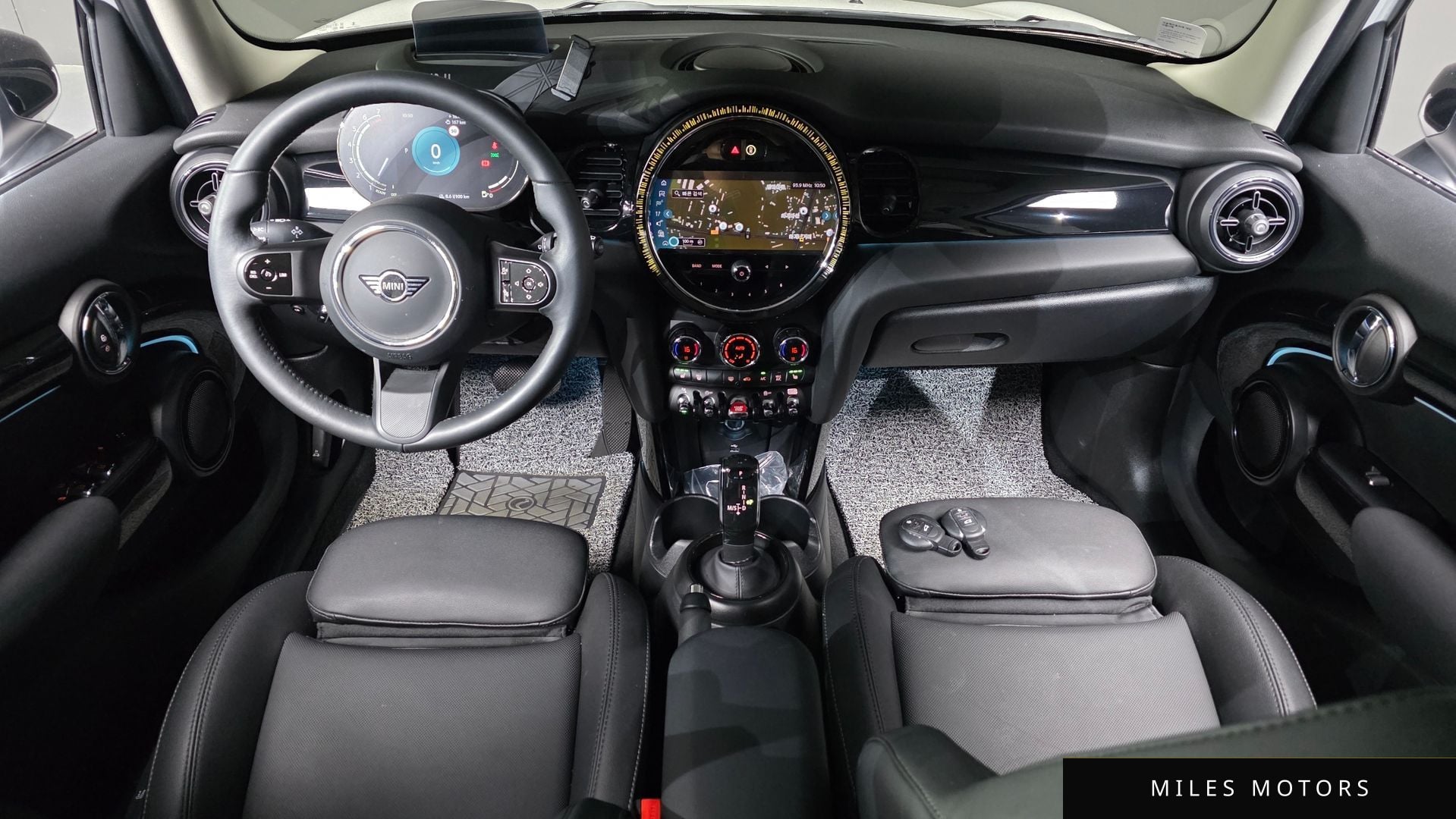MINI Cooper 2024 — миниатюра 10