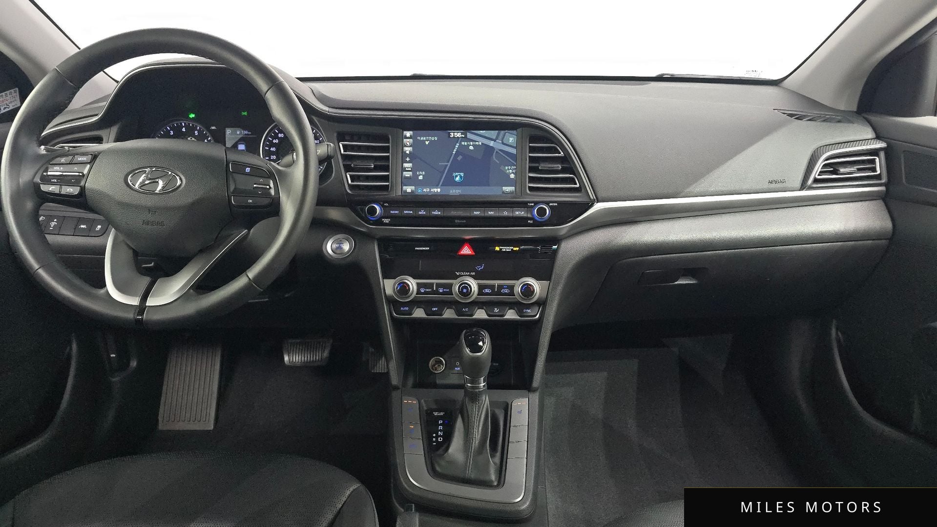 Hyundai AVANTE 2019 — миниатюра 10