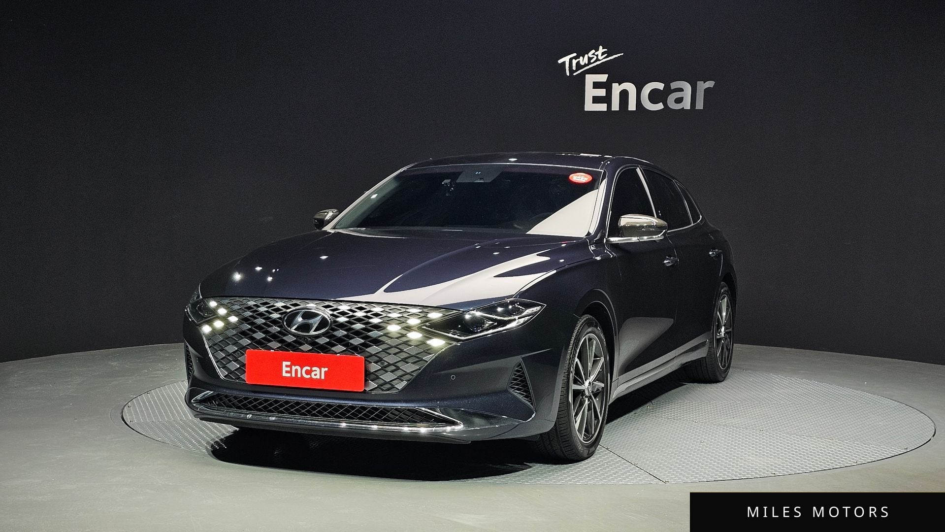 Hyundai Grandeur 2022 — фото 1 из 12